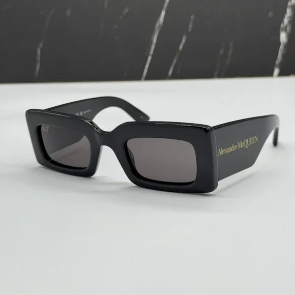 NEW ALEXANDER MCQUEEN AM0433S 001 SUNGLASSES WOMEN BLACK  display picture 1